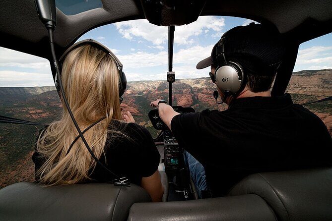 Sedona Helicopter Tour: Red Rock Spires Tour - A Closer Look at the Red Rock Spires Tour