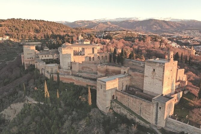 See Granadas Beauty Unfold on a Private Walking Tour - Discovering the Charming Albayzin Neighborhood