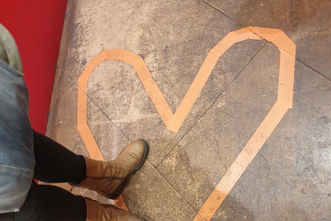 See Love Signs: an Inspiring Private Walking Tour in the Hagues Royal Quarter - Tour Information and Booking Details