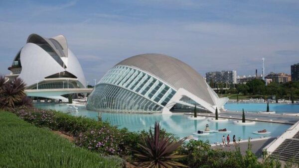 See Port Saplaya + City of Arts and Sciences on a Bike Tour - The Sum Up