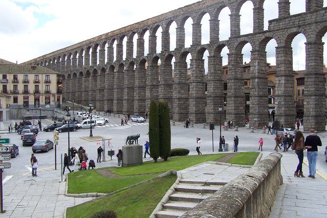 Segovia Afternoon Tour With Alcazar From Madrid - Family-Friendly Experience