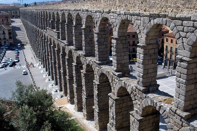 Segovia Full Day Tour From Madrid Including Alcazar Ticket - Cancellation Policy and Reviews
