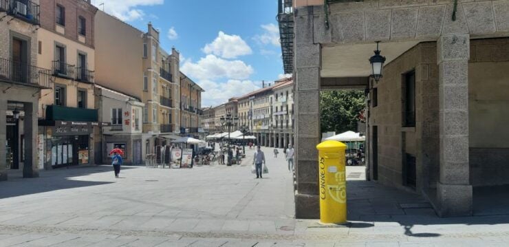 Segovia: Guided Walking Tour With Alcázar Entry - Experience Highlights