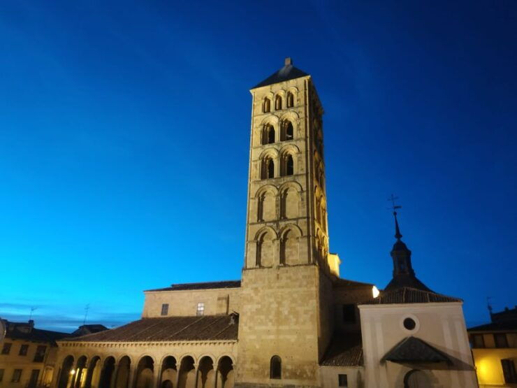 Segovia: Nighttime Walking Tour - Tour Highlights
