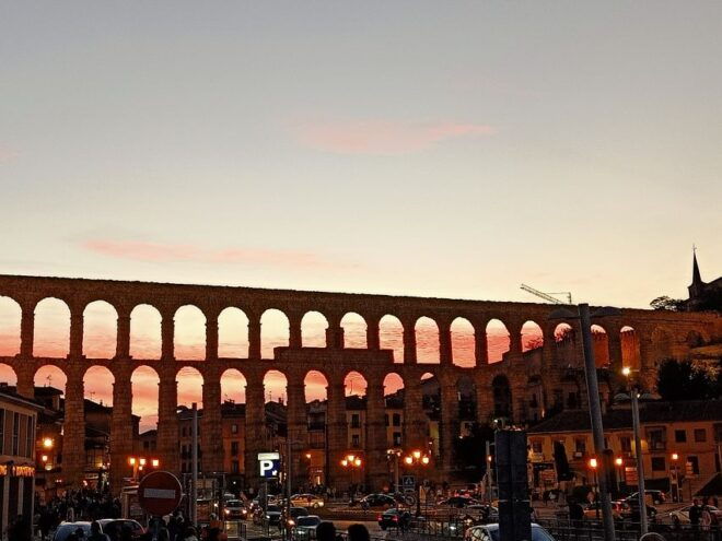 Segovia: Nighttime Walking Tour - Frequently Asked Questions