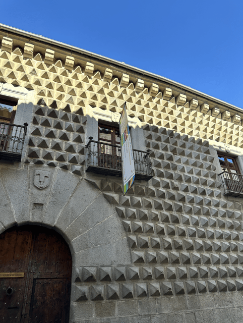 Segovia: Private Tour With Alcazar, Cathedral and Wine Tasting - Tour Overview and Pricing