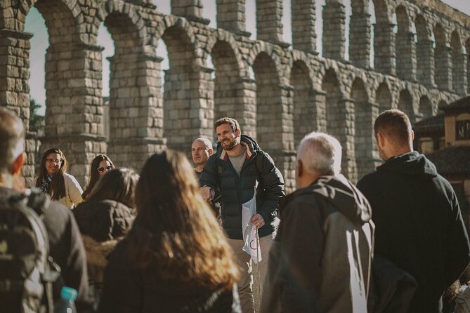 Segovia Y Spanish Versailles Tour De Día Completo Con Cata De Vinos - Tour Overview and Details