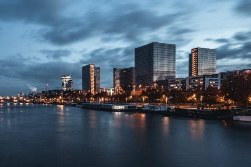 Seine River Dinner Cruise Experience in Paris - Dinner, champagne, and the window seat