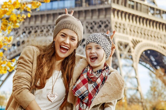 Seine River Guided Cruise With Kids by Vedettes De Paris - Inclusions in the Cruise Experience