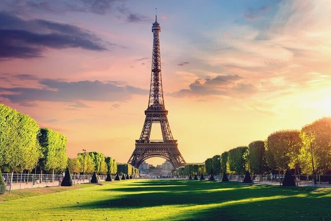 Seine Side Tour / Duration 1h30 - From 1 to 6 Passengers - Guides Name and Mentioned Reviews