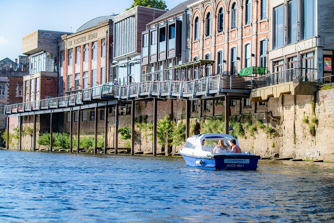 Self-Drive Boat Hire in York - Safety Measures