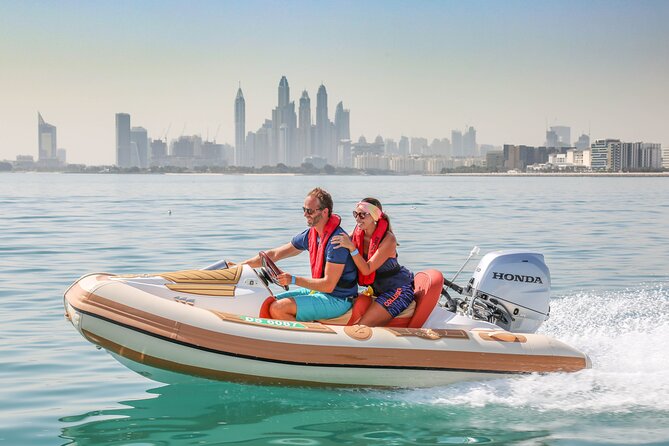 Self-Drive Speedboat Tour in Dubai - Inclusions and Meeting Details