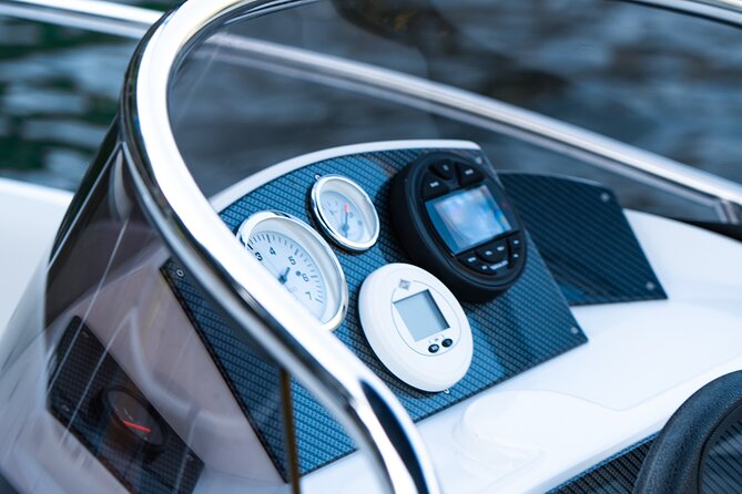Self Driving Boats on Lake Como - Directions and Getting There