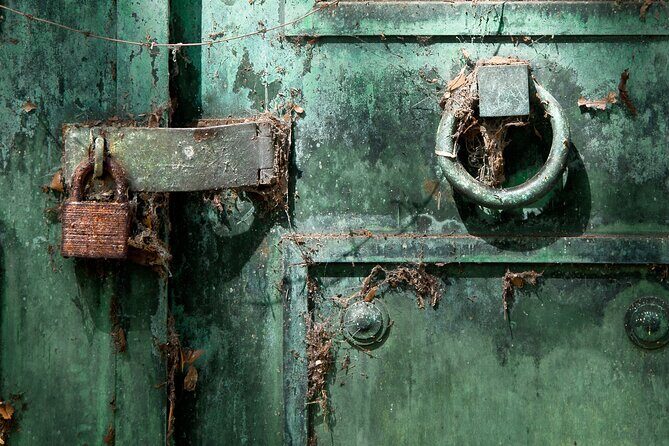 Self-Guided Audio Ghost Tour Through Savannah Shadows - The Sum Up