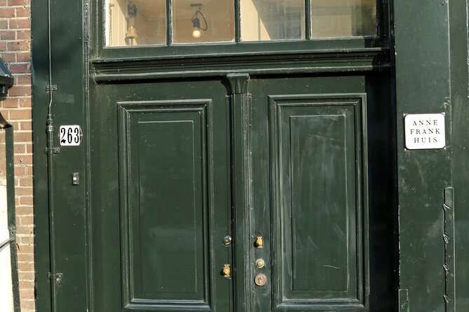 Self-Guided Audio Tour Holocaust Series: The Jewish Quarter - Common Questions