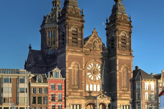 Self-Guided Audio Tour of The Red Light District - Questions and Additional Information