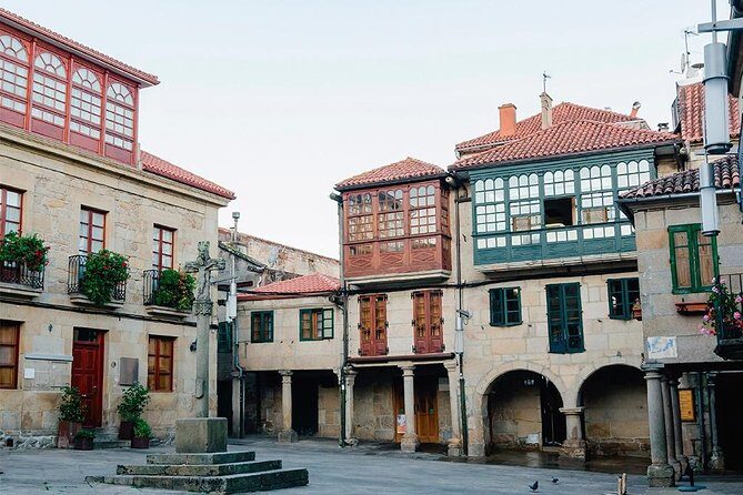 Self-Guided Audio Tour - Squares of Pontevedra - Good To Know
