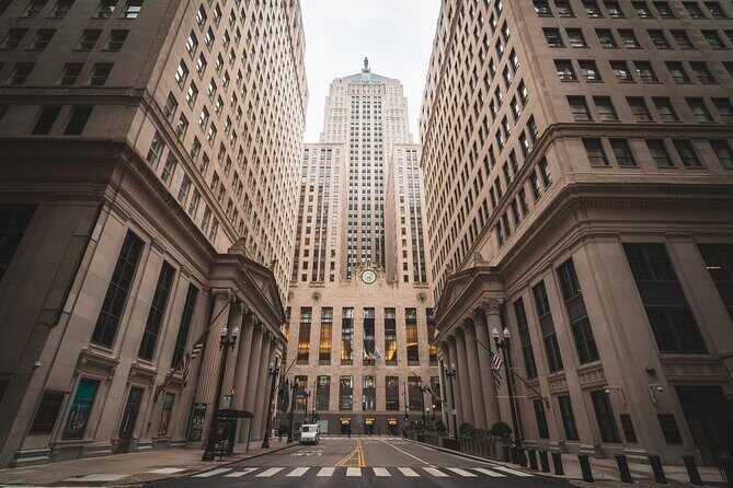 Self-Guided Chicago Loop Tour Explore the City at Your Own Pace - FAQ