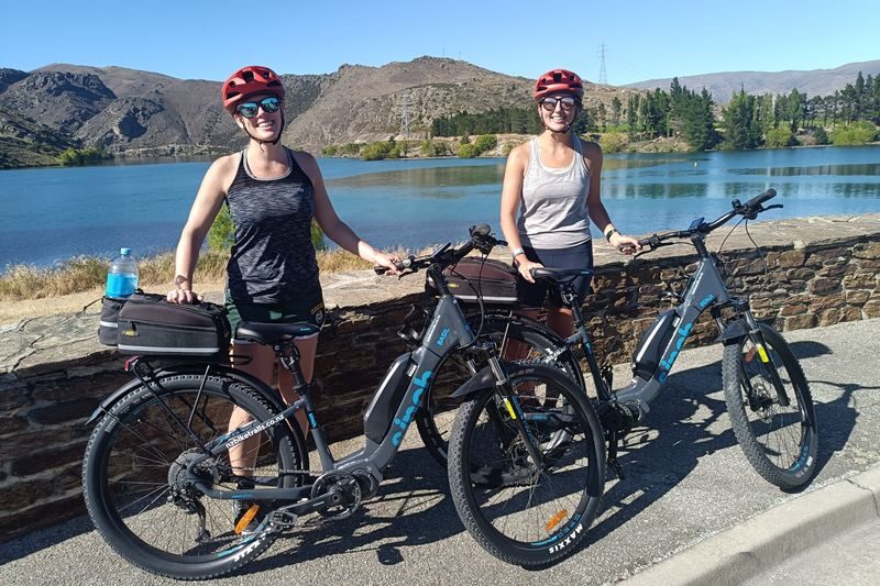 Self-Guided Lake Dunstan Cycleway Experience from Cromwell - Lake Dunstan Trail at a glance