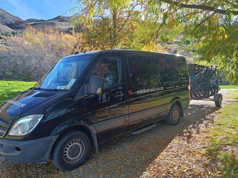 Self-Guided Lake Dunstan Cycleway Experience from Cromwell - Riding the 42 km route to Clyde