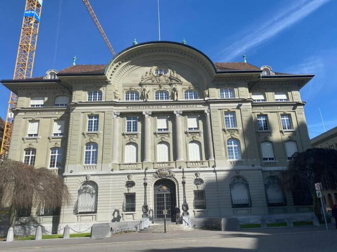 Self-Guided Reading City Tour in Bern - Experience and Materials