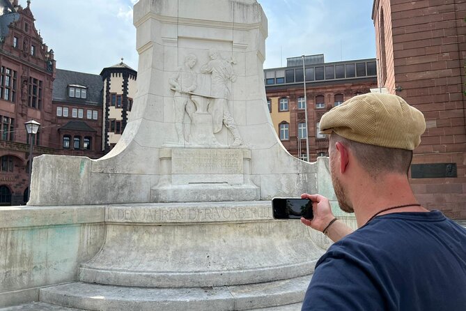 Self-Guided Secrets of Frankfurt Exploration Game - Game Overview