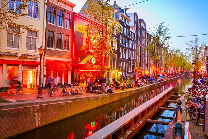 Self-Guided Smartphone Citywalks Amsterdam Canals - Pricing and Booking Details