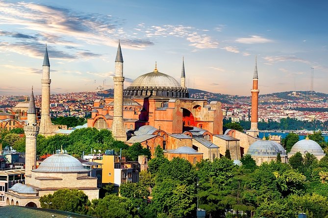 Self-guided Virtual Tour of Hagia Sophia: The Wisdom of God - Iconic Features and Artwork