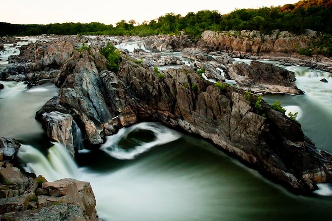 Self-Guided Waterfall Hiking Tour Through Great Falls National Park - Photography Tips