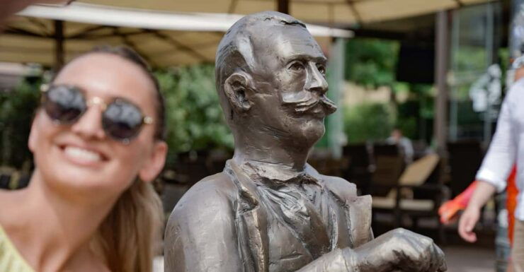 Self-Guided Zagreb Tour; Sit & Meet - Meet the Great Croats - Experience and Highlights
