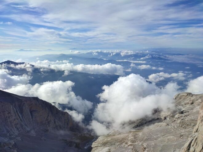 SEMI-GUIDED HIKE TO OLYMPUS SUMMIT - Live Tour Guides and Language Options
