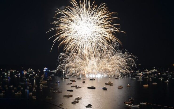Semi Private Boat Sorrento Firework Show - Good To Know