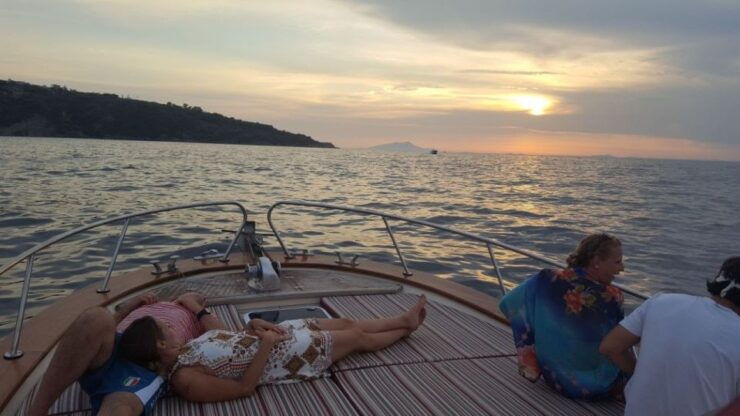 Semi Private Boat Sorrento Firework Show - Activity Details