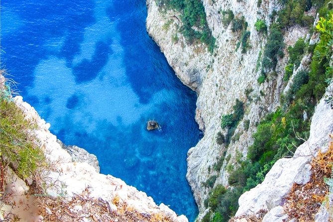 SEMI - PRIVATE: Capri Boat Tour With Transfer by High Speed Train From Rome - Snorkeling and Limoncello Tasting