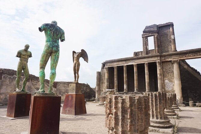 Semi-Private Guided Tour and Pompeii Ticket Priority Entrance - Accessibility and Group Size