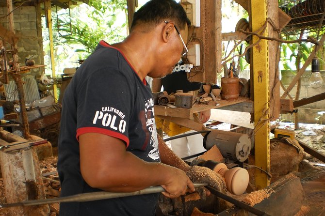 Semi-Private Koh Samui Island for Cruise Ship Visitors Aboard Air-Conditioned Minivan - Souvenir Shopping and Local Crafts