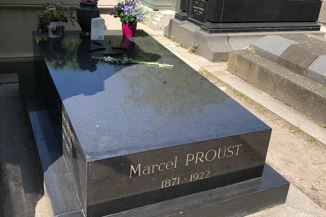 Semi-Private Père Lachaise Cemetery Tour - Questions and Additional Information