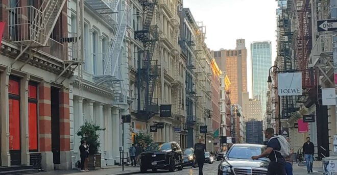 Semi-Private Soho Boutique Shopping Tour | 3-3.5 Hrs - Booking Information