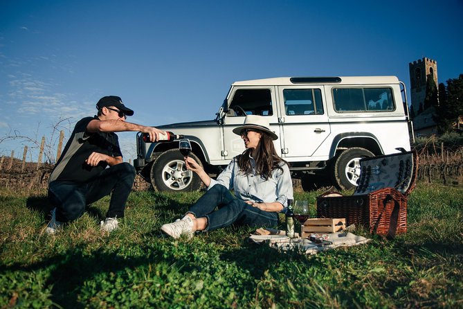 Semi Private Tour: Tuscany Wineland Safari - Tour Features