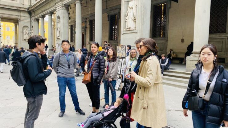 Semi Private Uffizi Gallery Guided Tour in Florence - Experience