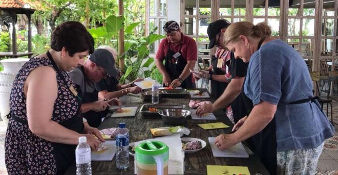 Seminyak: Balinese Cooking Class & Market Tour - Instructor