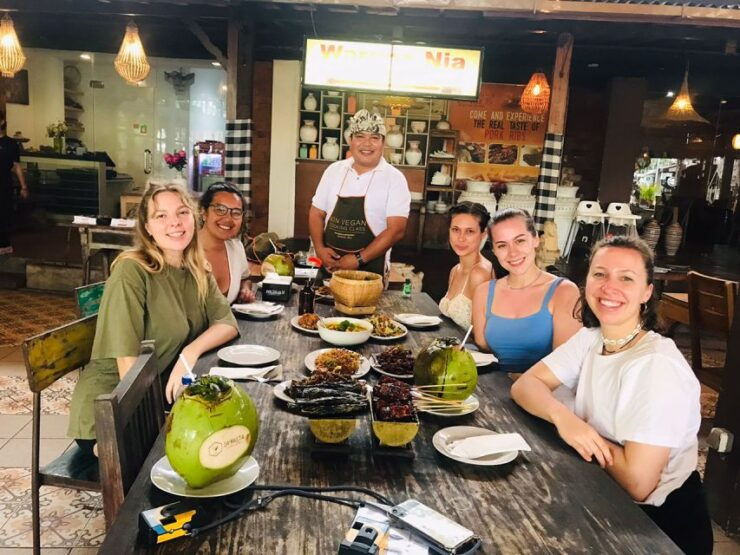 Seminyak: Vegetarian Cooking Class - Experience Highlights