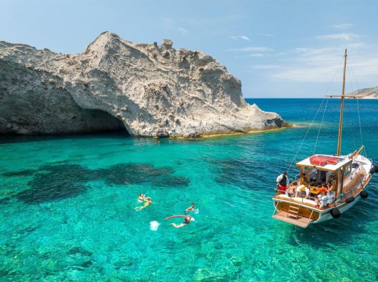Semiprivate Kaiki Cruise to Antiparos & Despotiko With Lunch - Highlights of the Trip