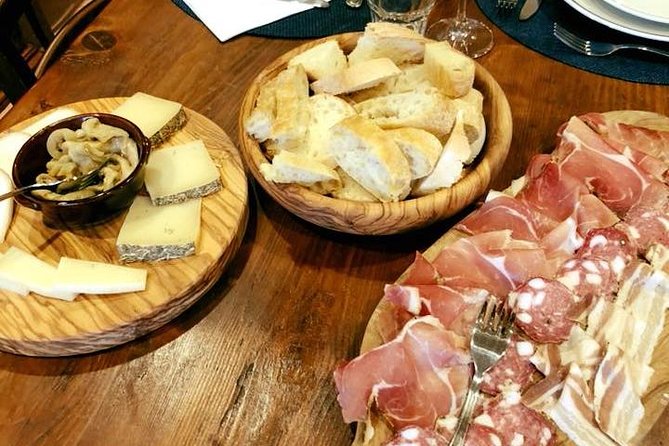 Semiprivate Tour: Siena, Wine Tour, San Gimignano - Sample Menu of Tuscan Delicacies