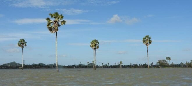 Sengkang: Tempe Lake Floating House Boat Tour With Transfer - Historical Significance