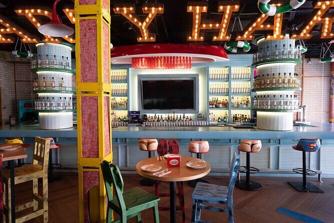 Señor Frog´s Party Pass With Drinks And Food - Who Should Consider This Experience?