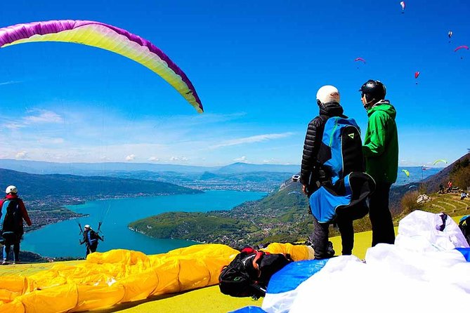 Sensation Paragliding Flight Over the Magnificent Lake Annecy - Overview of Paragliding Experience