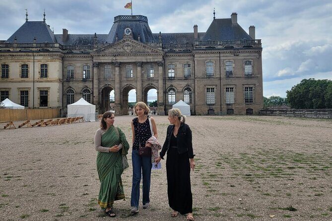 Sensory walks in the Château park in Lunéville - The Experience of the Sensory Walk in Lunéville’s Château Park  