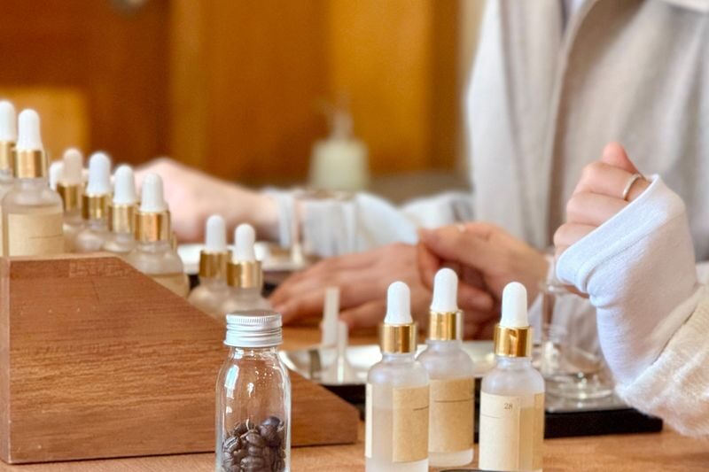 Seongsu: LAoC: Create Your Own Perfume in a Warm, Nostalgic Studio - What the price buys