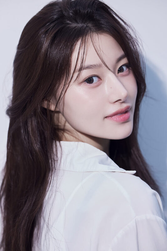 SEORAE STUDIO _ 서래스튜디오: K-Style Photo Shoot Experience in Seoul - From beauty chair to finished portrait